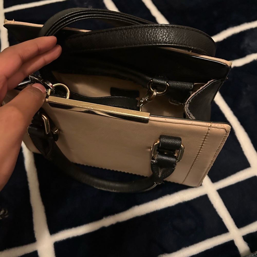 Call it Spring Handbag - Picture 5 of 5